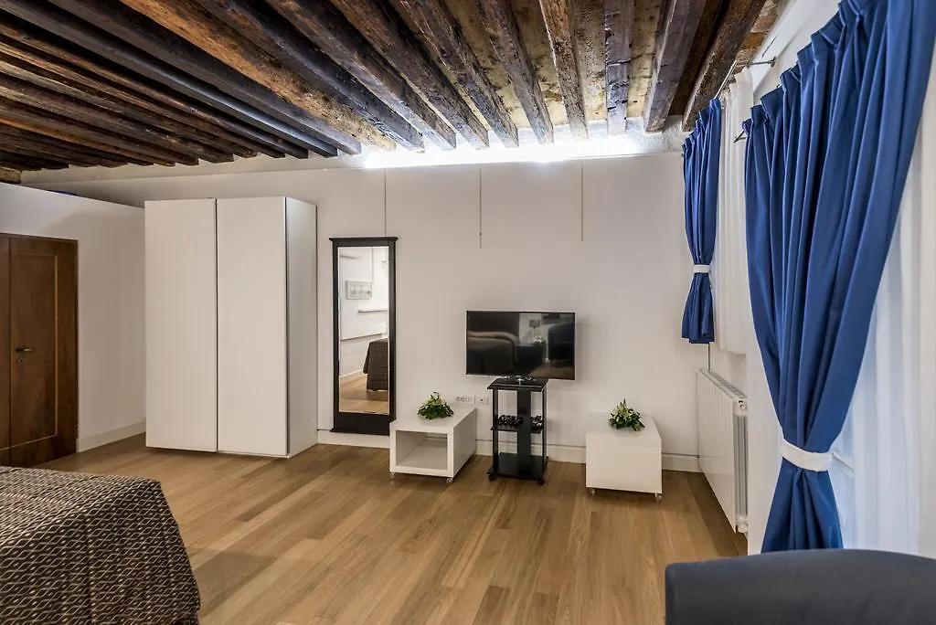 Appartamento Andree Venice 0*,