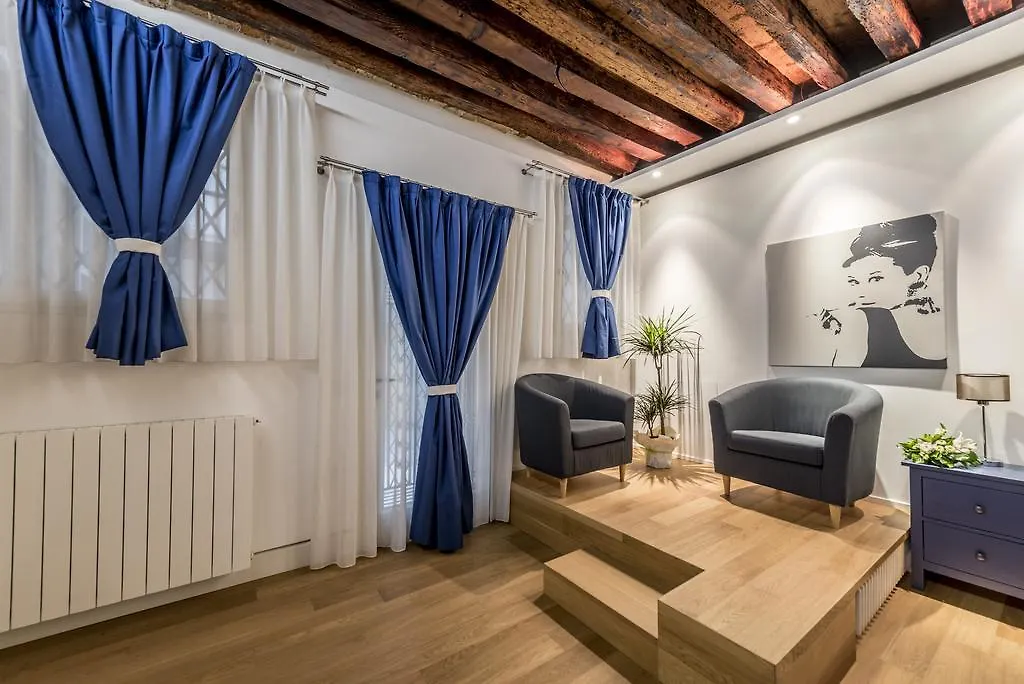 Apartment Appartamento Andree Venice Italy